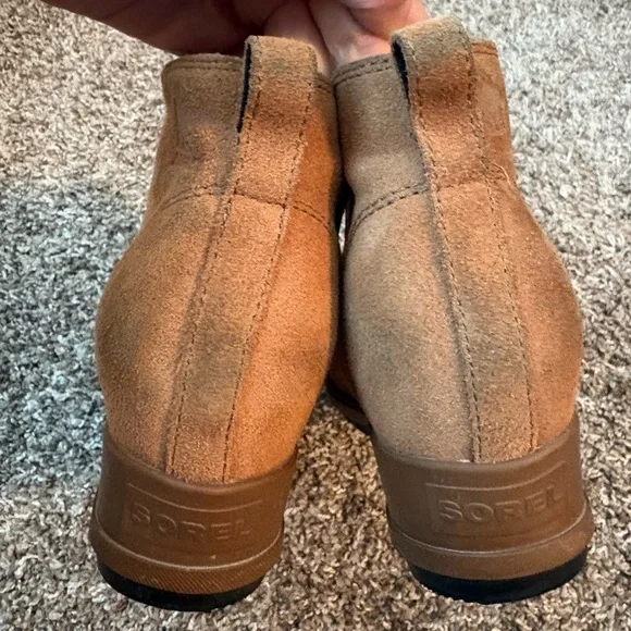 Sorel ladies wedge heel pull on suede and leather boots size 8 - Picture 4 of 9